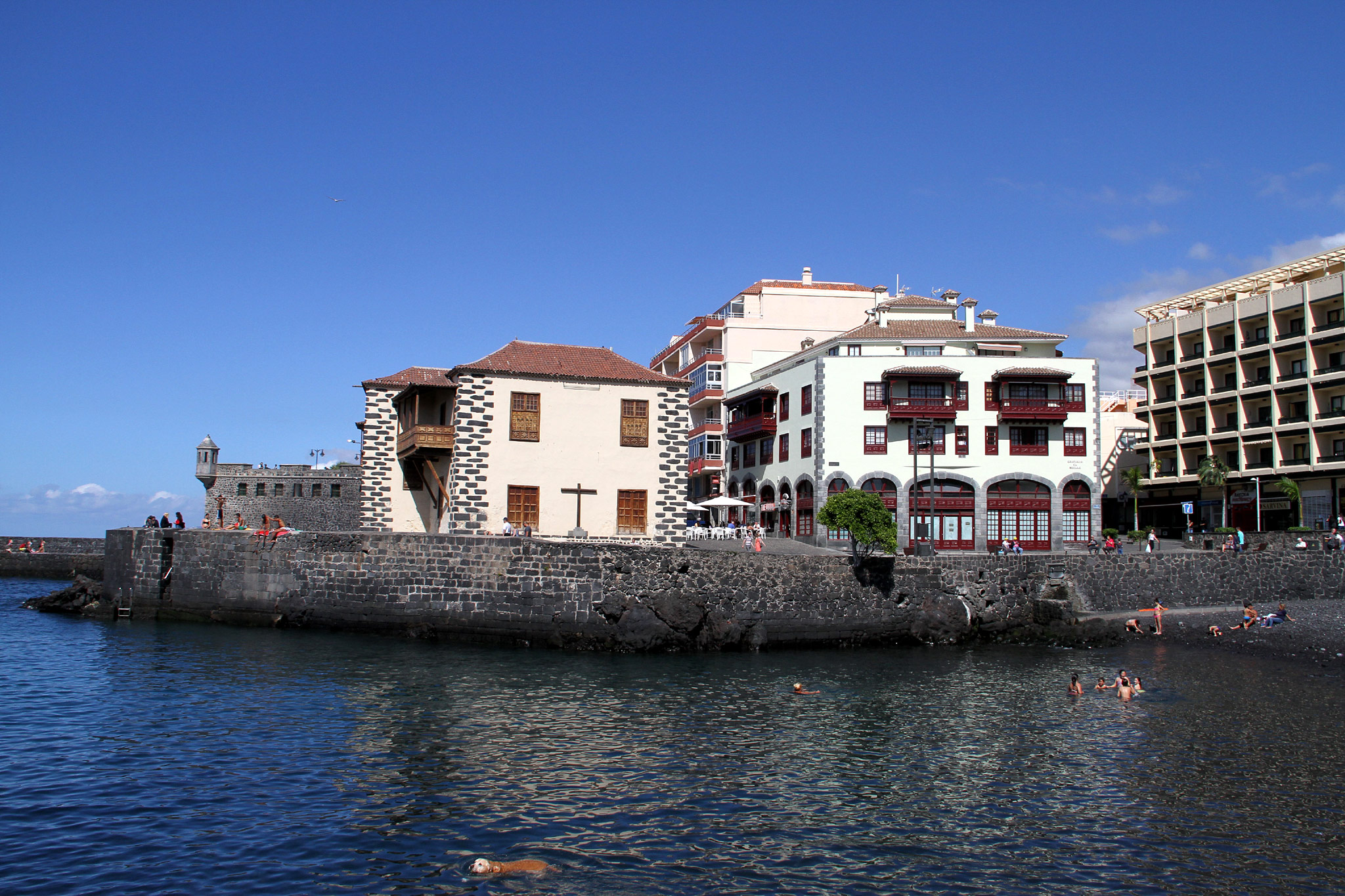 Puerto de la Cruz (Photo license: CC BY-NC 2.0)